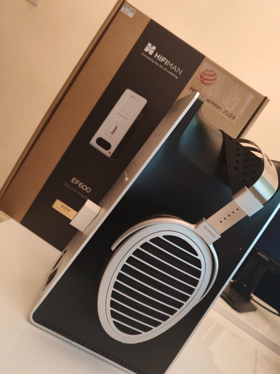 HIFIMAN EF600 Review: A Bold Statement in All-in-One Desktop Audio